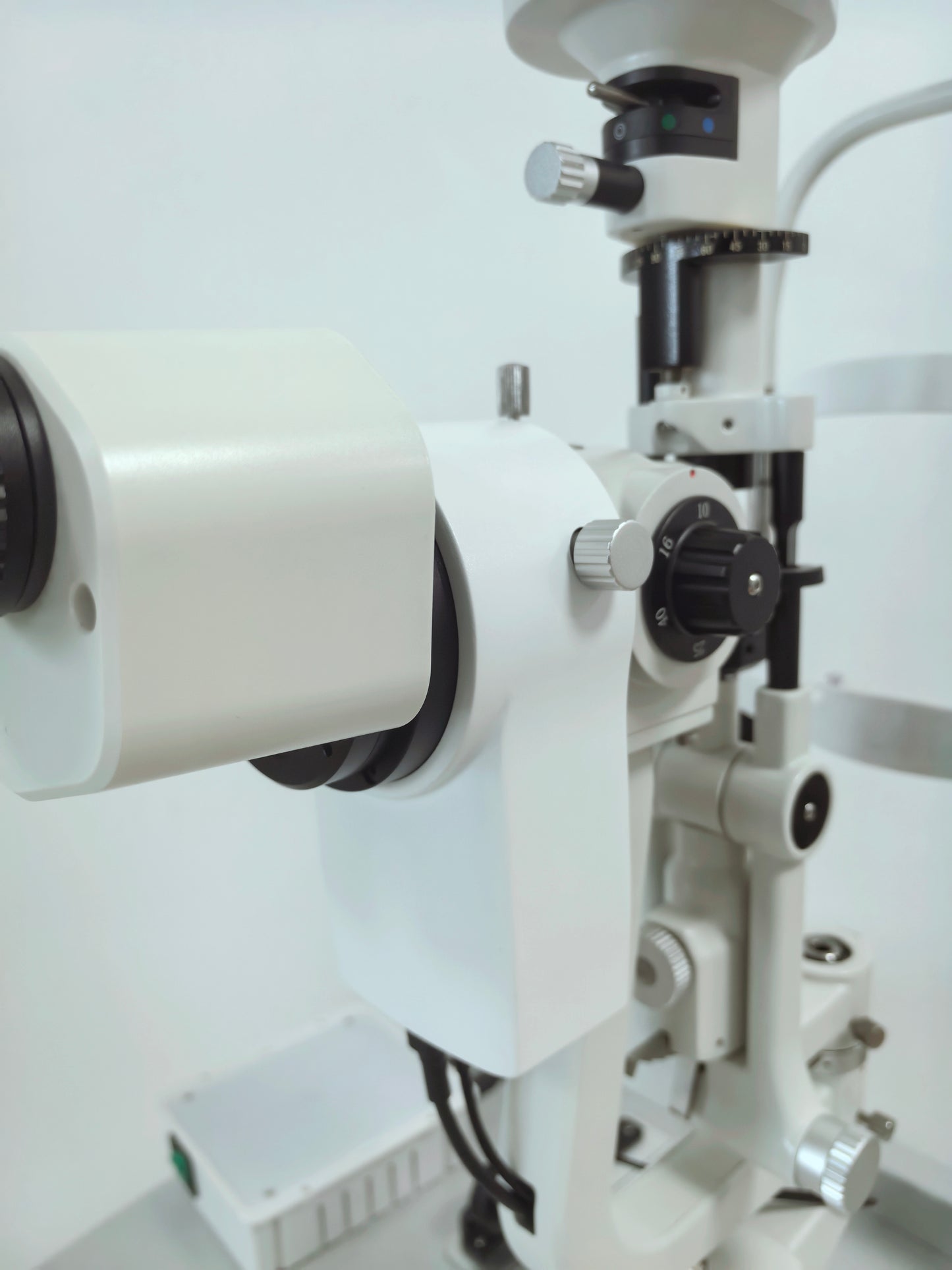 SL-F5D-effective Equipment 5 Step HS-type Slit Lamp+Imaging system combo