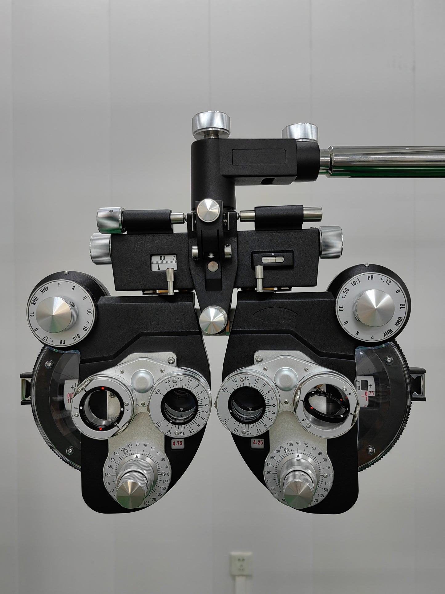 VT-80 Black Phoropter Refractor Vision Tester
