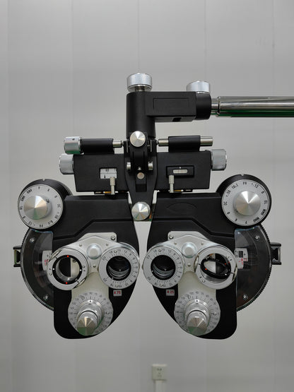 VT-80 Black Phoropter Refractor Vision Tester